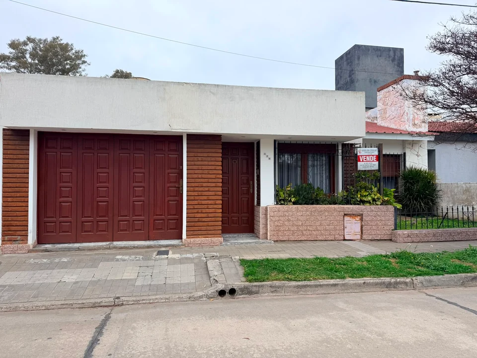 Casa en Barrio Rosedal en Bell Ville